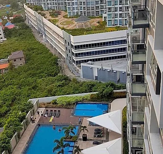 아파트호텔 Mactan Newtown With Garden And Ocean View 8newtown Blvd 2*