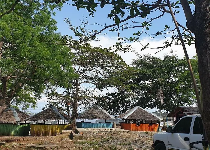 Aparthotel Mactan Newtown With Garden And Ocean View 8newtown Blvd 2*