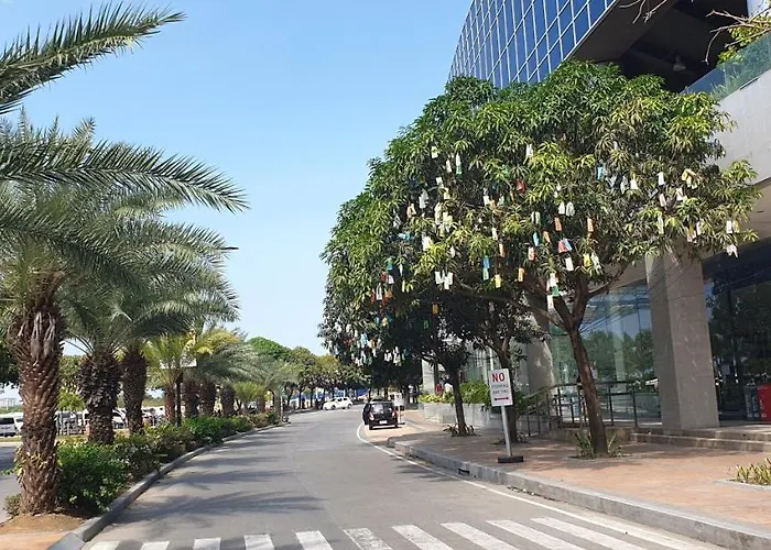 Mactan Newtown With Garden And Ocean View 8newtown Blvd 아파트호텔 막탄