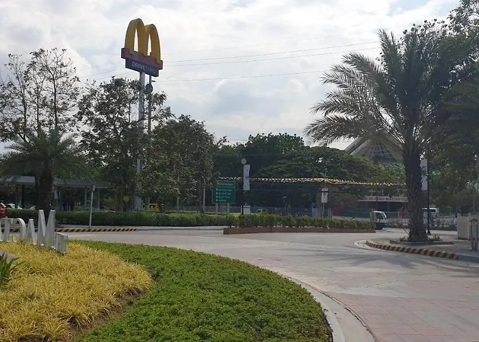 Mactan Newtown With Garden And Ocean View 8newtown Blvd 2* 막탄